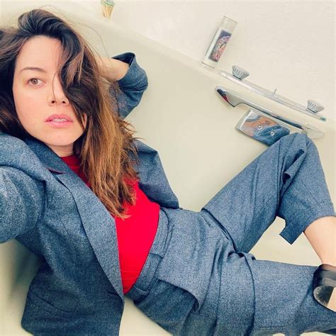 aubrey plaza sexy legs|13 Pictures of Aubrey Plaza Looking Ridiculously Hot .